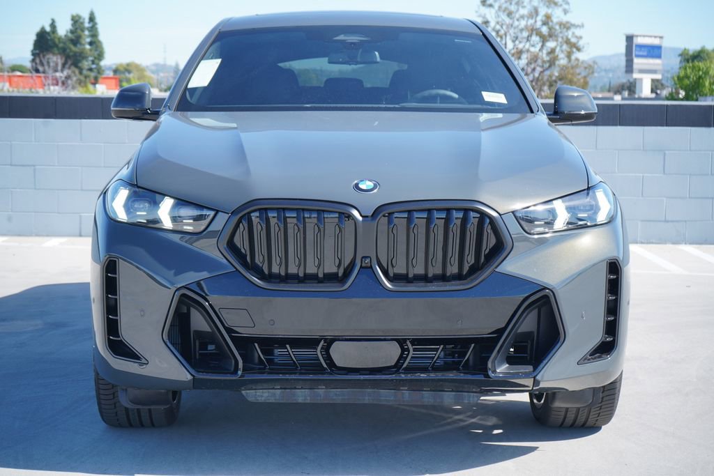 New 2026 BMW X6 xDrive40i w/ Executive Package image 2