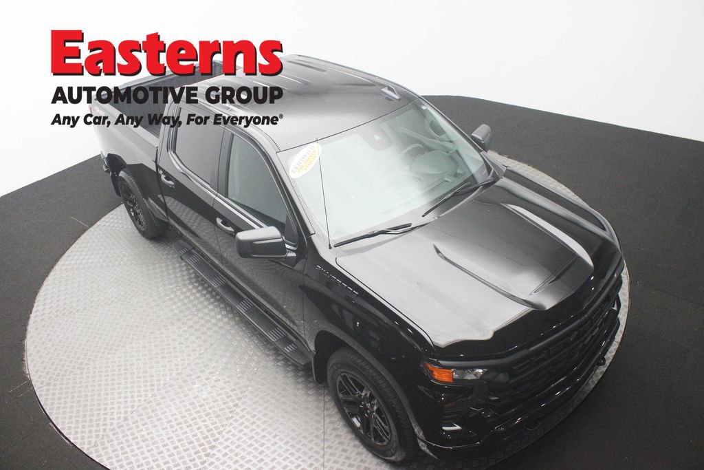 Used 2024 Chevrolet Silverado 1500 Custom AWD/4WD image 3