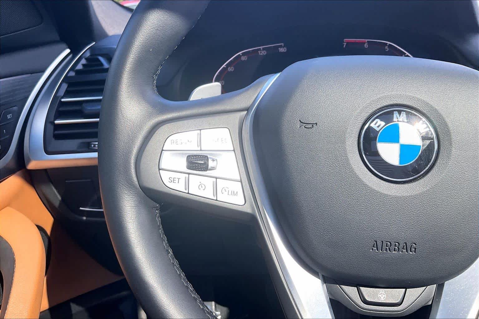 Used 2024 BMW X4 xDrive30i w/ Premium Package AWD/4WD image 23