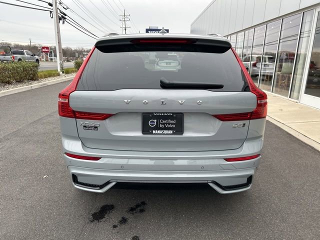 Certified 2025 Volvo XC60 B5 Plus image 4