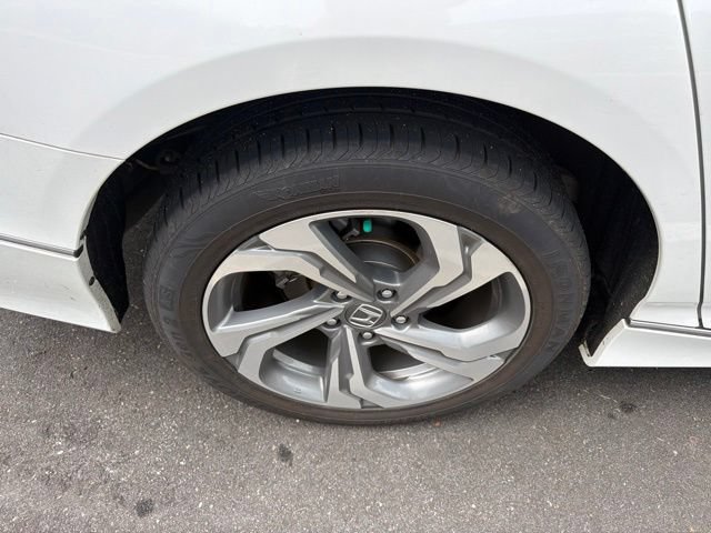 Used 2020 Honda Accord EX image 12