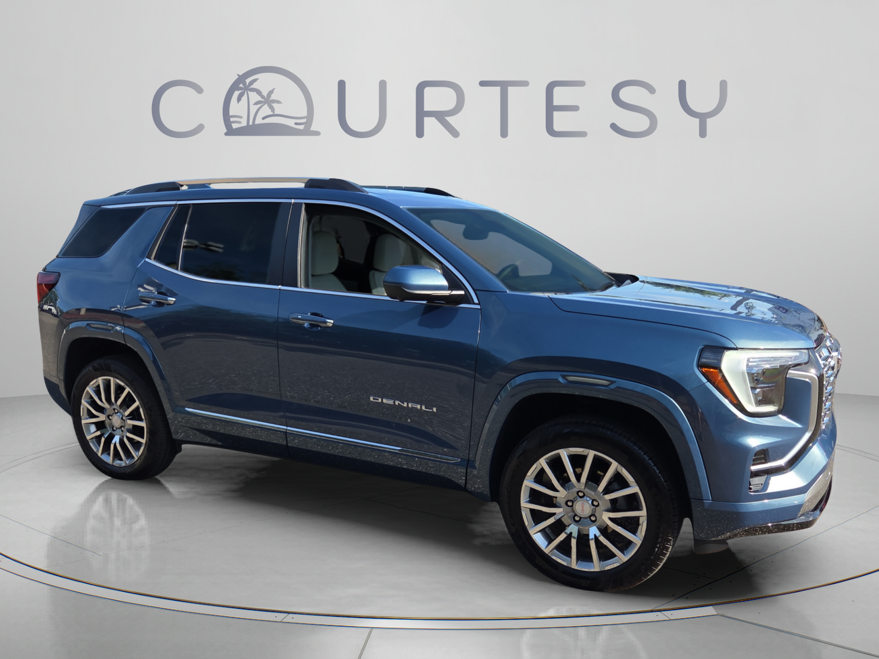 Used 2026 GMC Terrain Denali AWD/4WD image 8