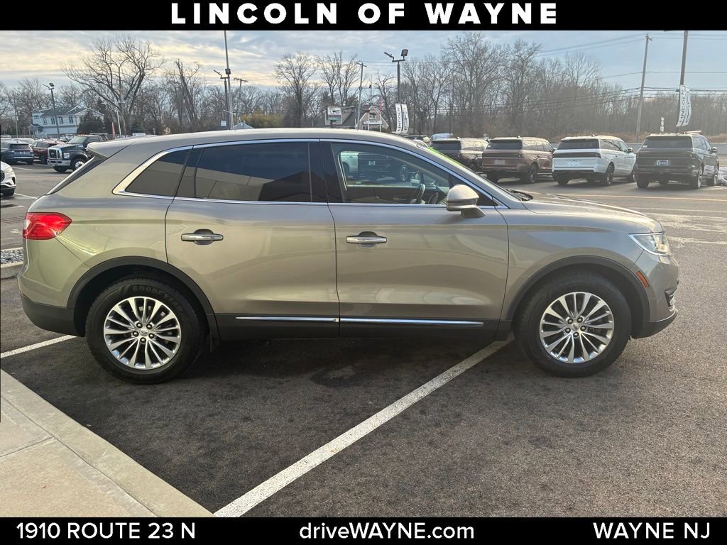 Used 2017 Lincoln MKX Select w/ Select Plus Package image 8