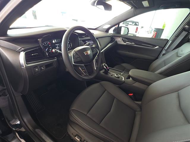 Used 2025 Cadillac XT5 Premium Luxury FWD image 10