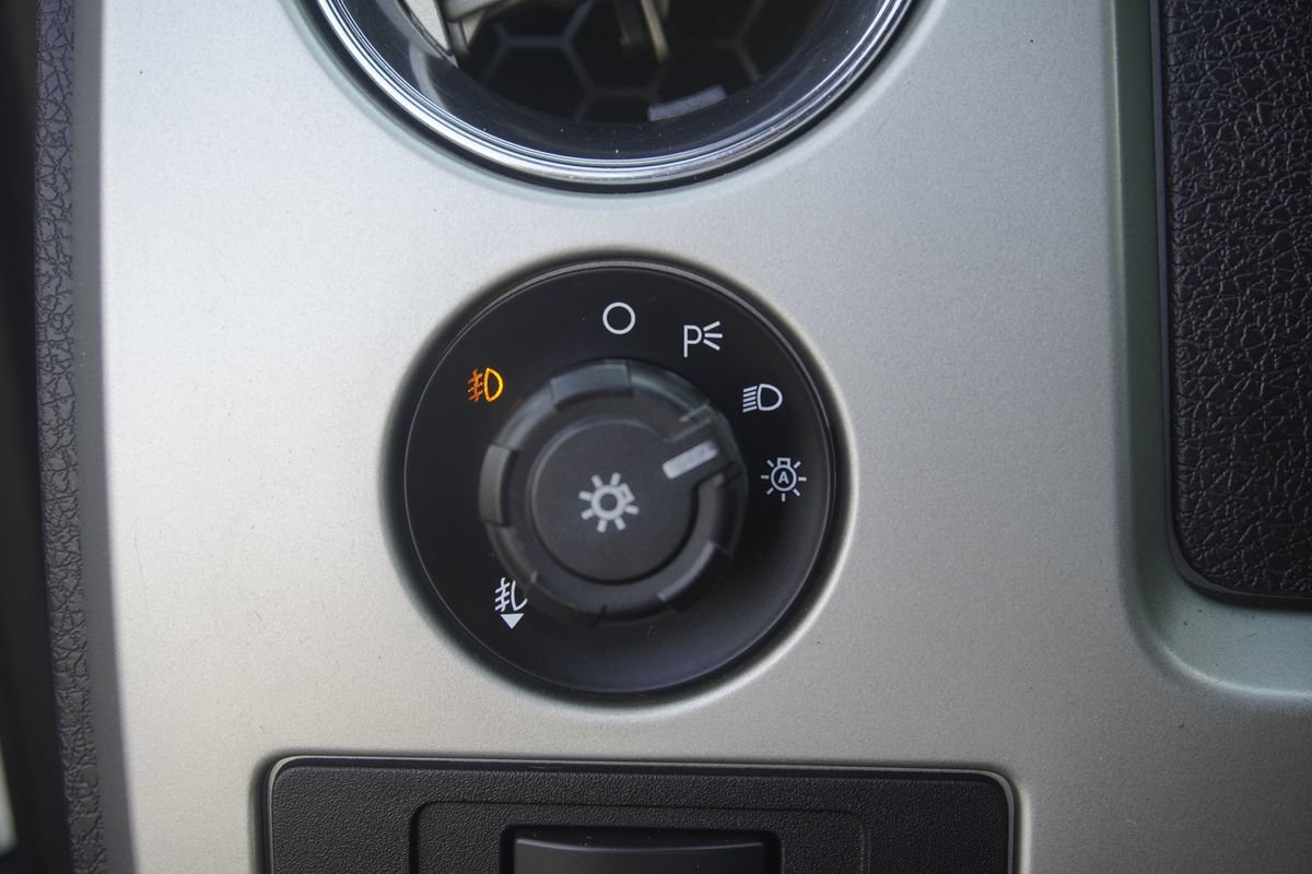 Used 2013 Ford F150 FX4 w/ Luxury Equipment Group AWD/4WD image 16