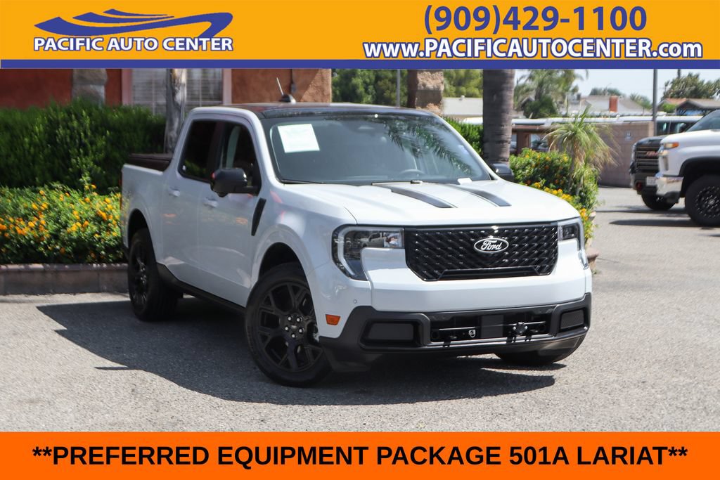 Used 2025 Ford Maverick Lariat w/ Black Appearance Package