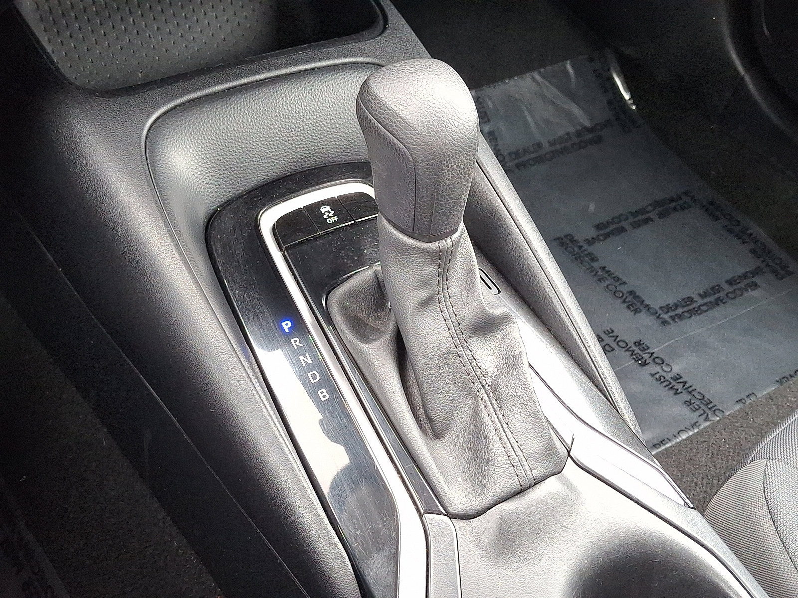 Used 2024 Toyota Corolla LE image 16