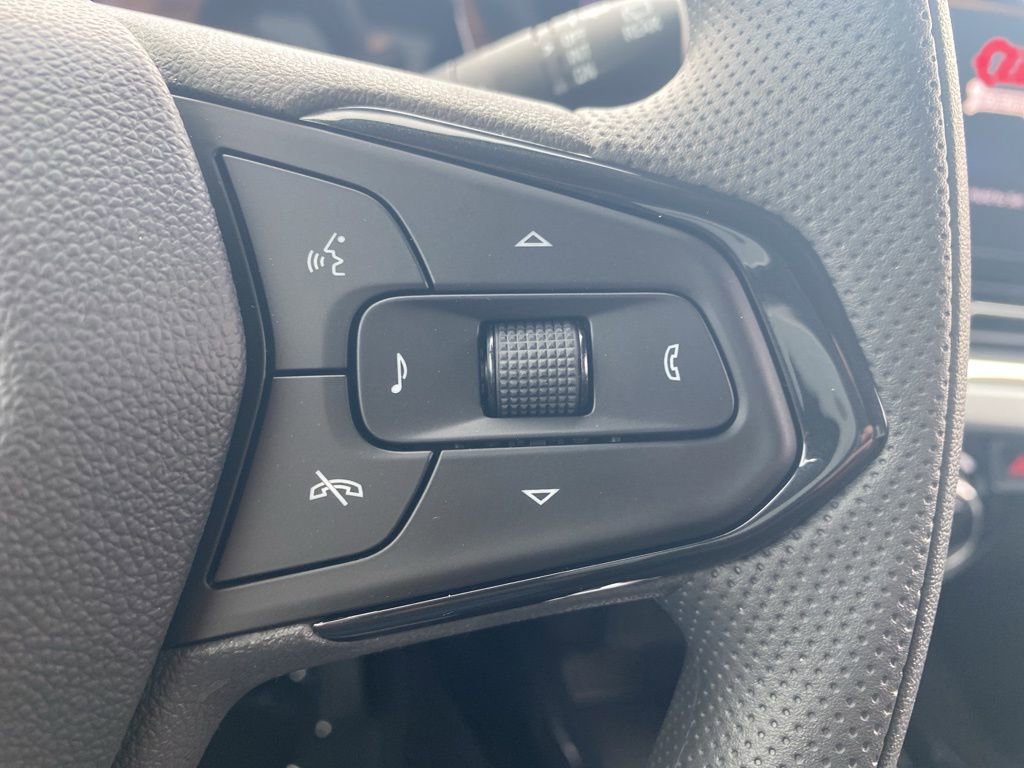 New 2025 Chevrolet Trax LT image 29