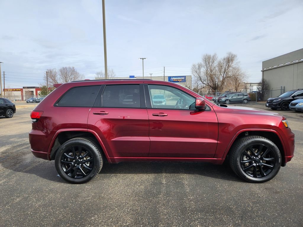 Used 2021 Jeep Grand Cherokee Laredo X image 8