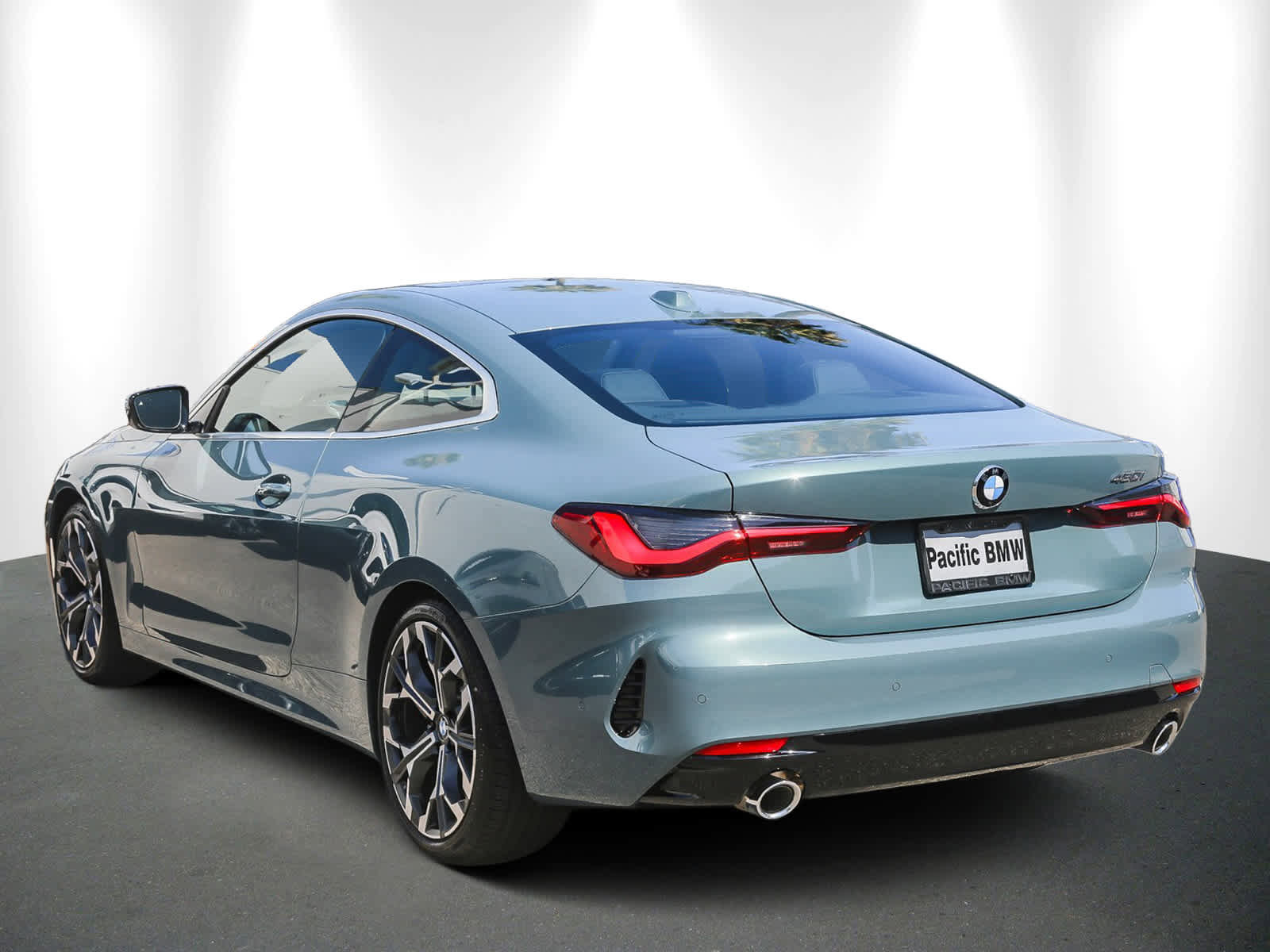Used 2026 BMW 430i Coupe image 4