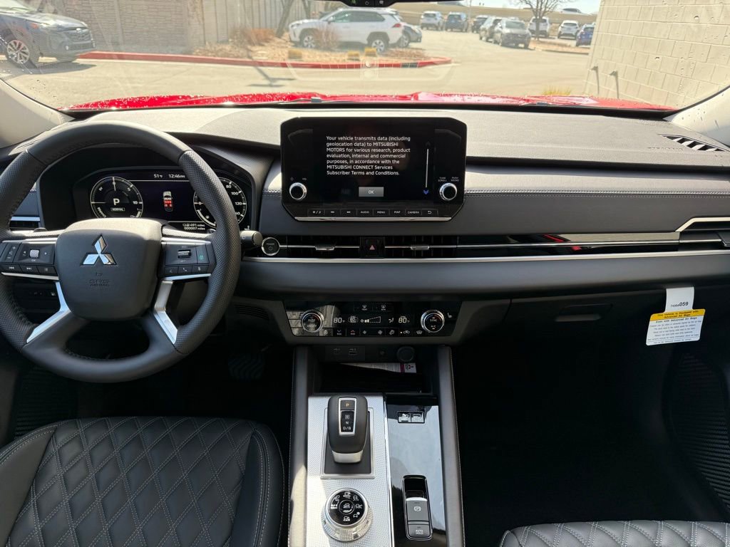 New 2025 Mitsubishi Outlander SEL image 14