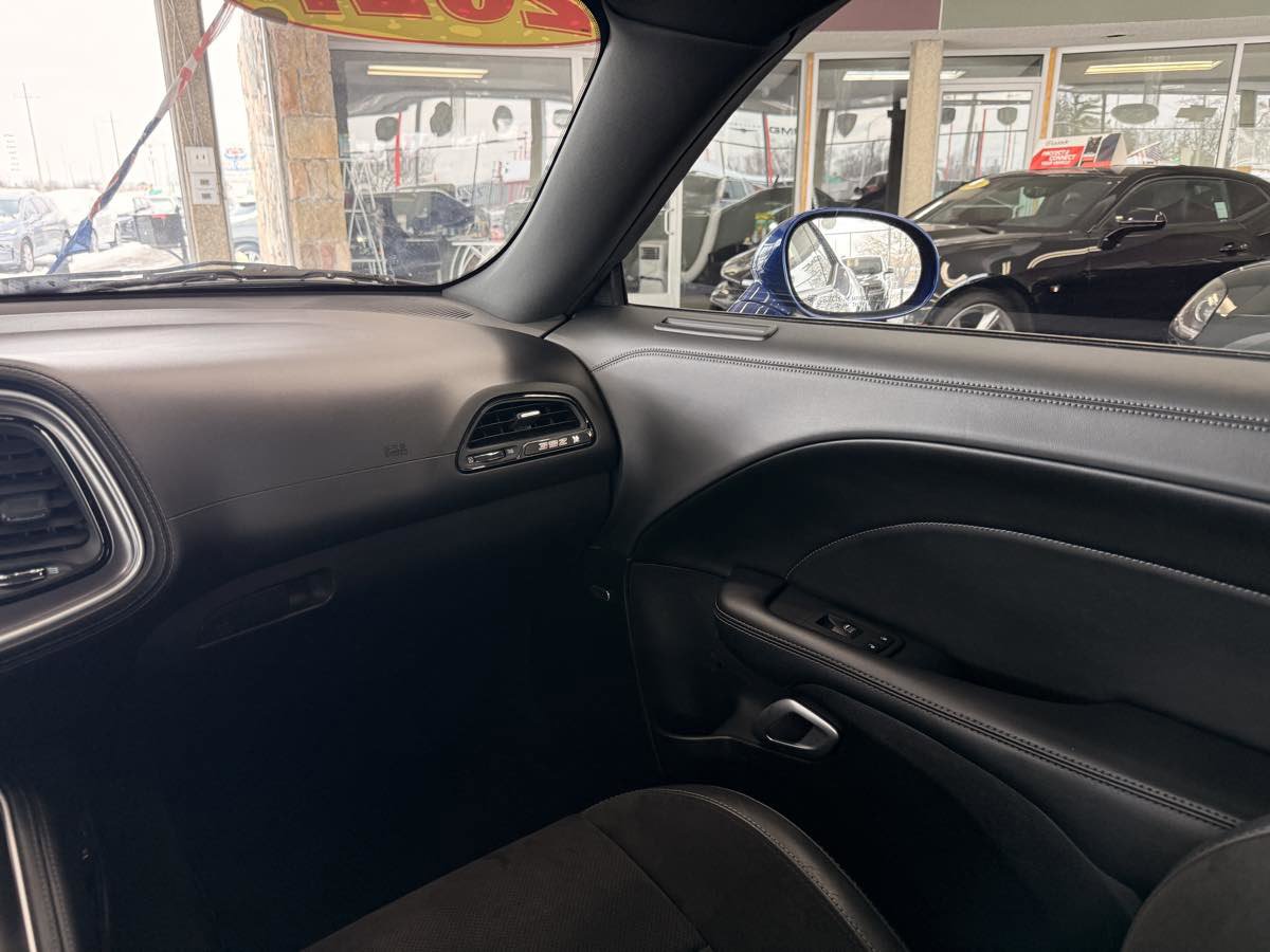 Used 2021 Dodge Challenger R/T Scat Pack image 39