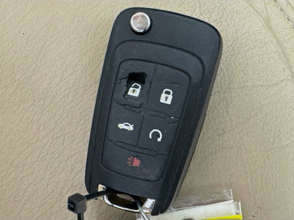 Used 2010 Buick LaCrosse CXL w/ Luxury Package FWD image 37
