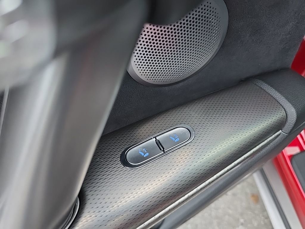 Used 2025 Genesis GV60 Performance image 29
