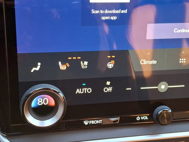 Used 2024 Lexus RZ 450e Premium image 15