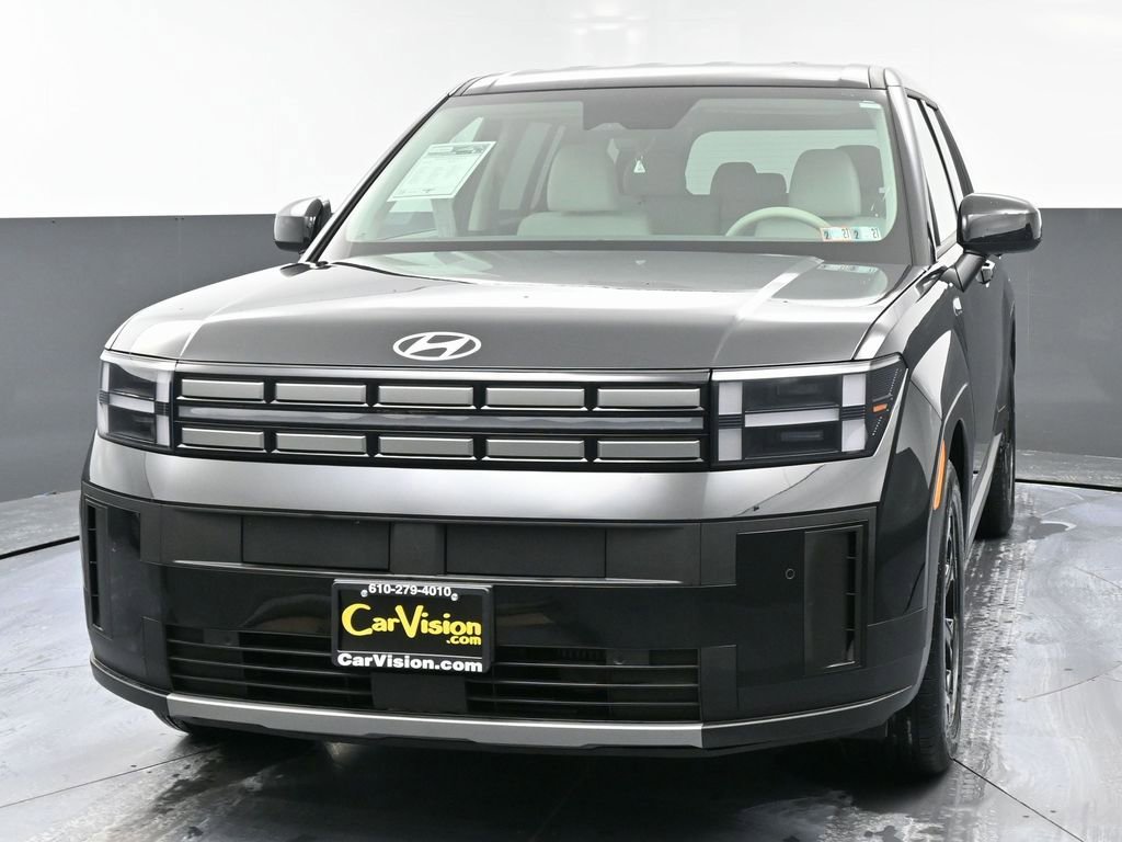 Used 2025 Hyundai Santa Fe SE image 5