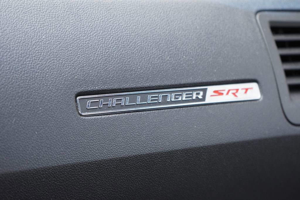 Used 2009 Dodge Challenger SRT8 RWD image 27