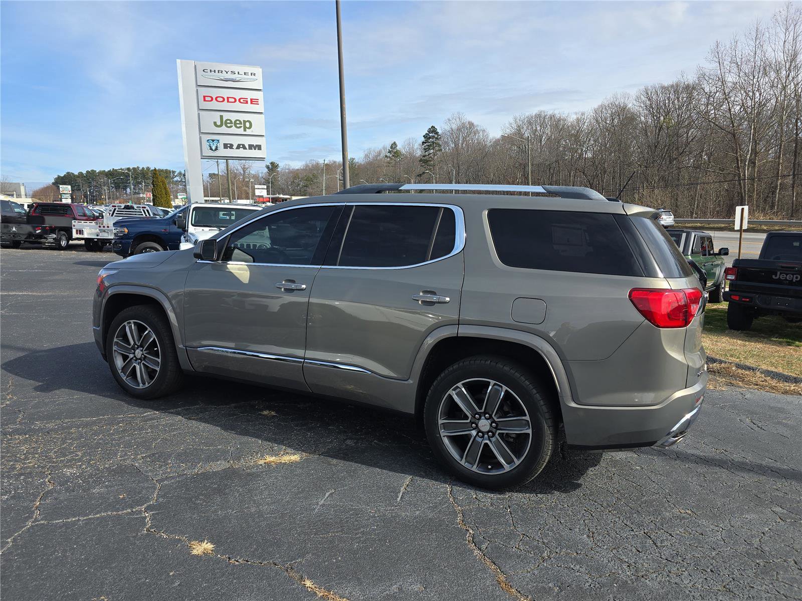 Used 2019 GMC Acadia Denali w/ Technology Package image 6