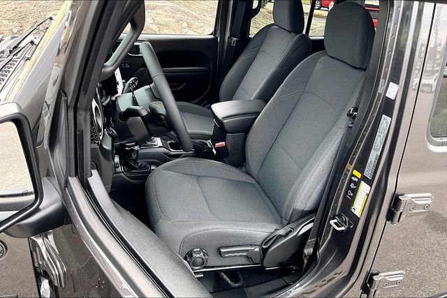 Used 2024 Jeep Wrangler Sport S AWD/4WD image 18