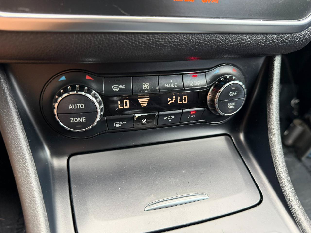 Used 2016 Mercedes-Benz CLA 250 image 30