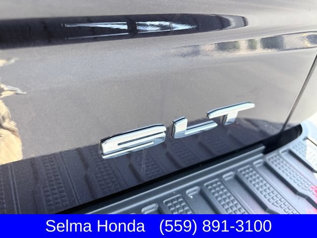 Used 2023 GMC Sierra 1500 SLT w/ SLT Premium Package AWD/4WD image 25