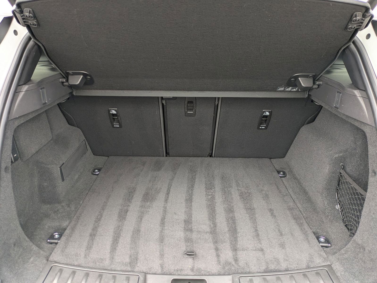 Used 2024 Land Rover Range Rover Evoque S image 28