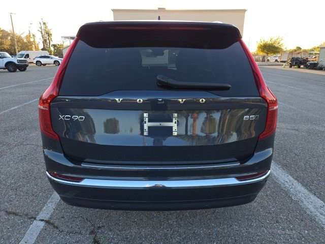 Used 2025 Volvo XC90 B5 Plus w/ Protection Package Premier image 4