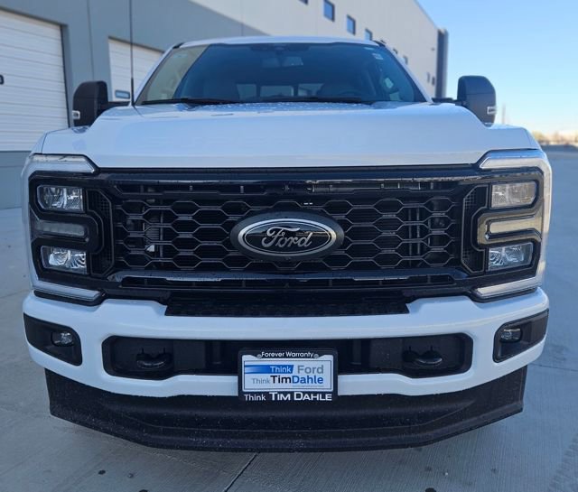 New 2026 Ford F250 XLT w/ XLT Premium Package image 8