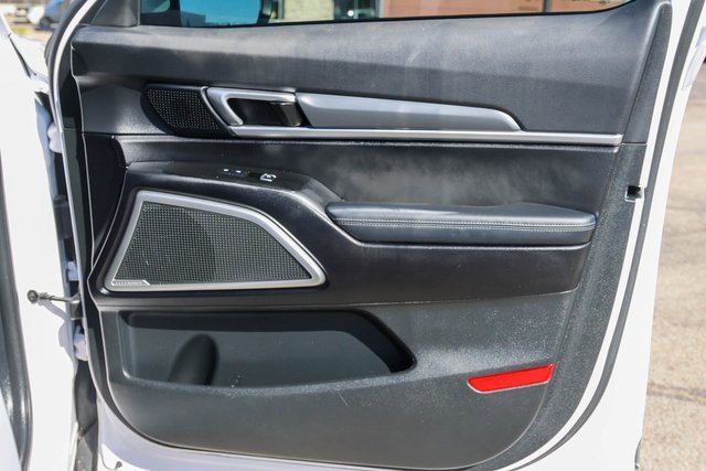 Used 2022 Kia Telluride S image 16