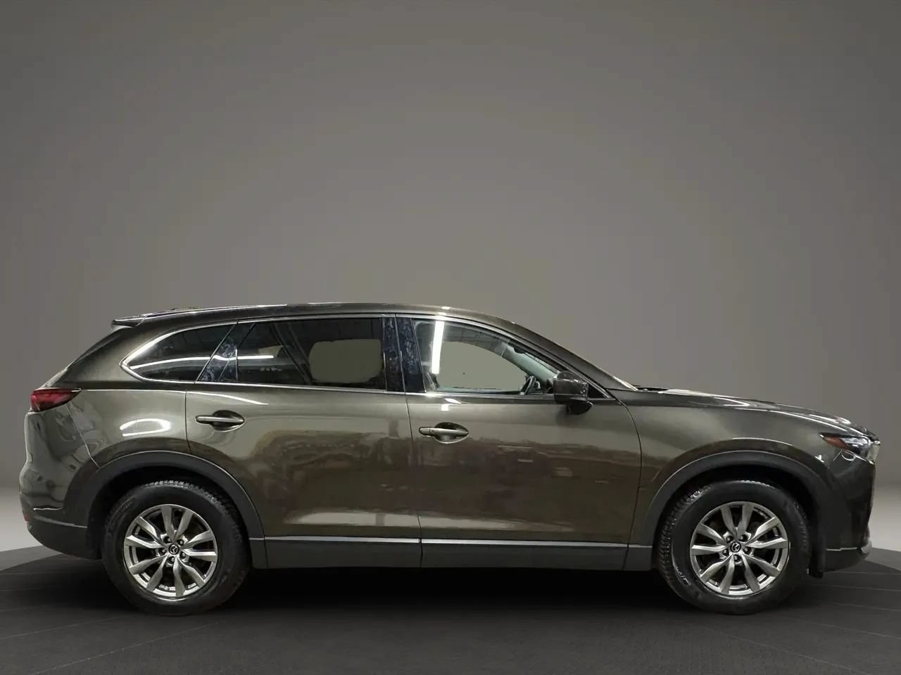Used 2018 MAZDA CX-9 Touring w/ Touring Premium Package AWD/4WD image 6