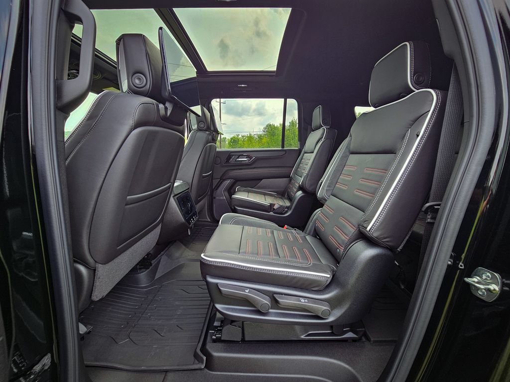 New 2026 GMC Yukon XL AT4 Ultimate w/ LPO, Floor Liner Package AWD/4WD image 37