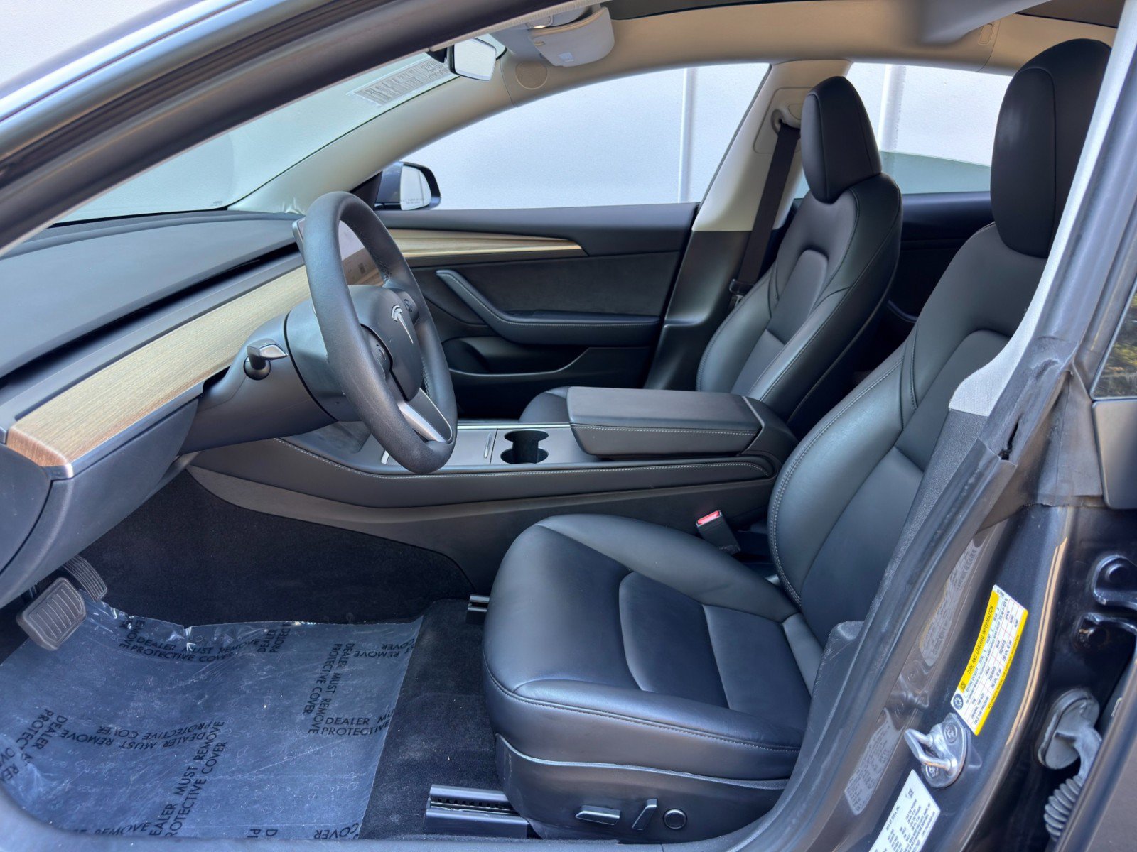 Used 2023 Tesla Model 3 Standard Range RWD image 17
