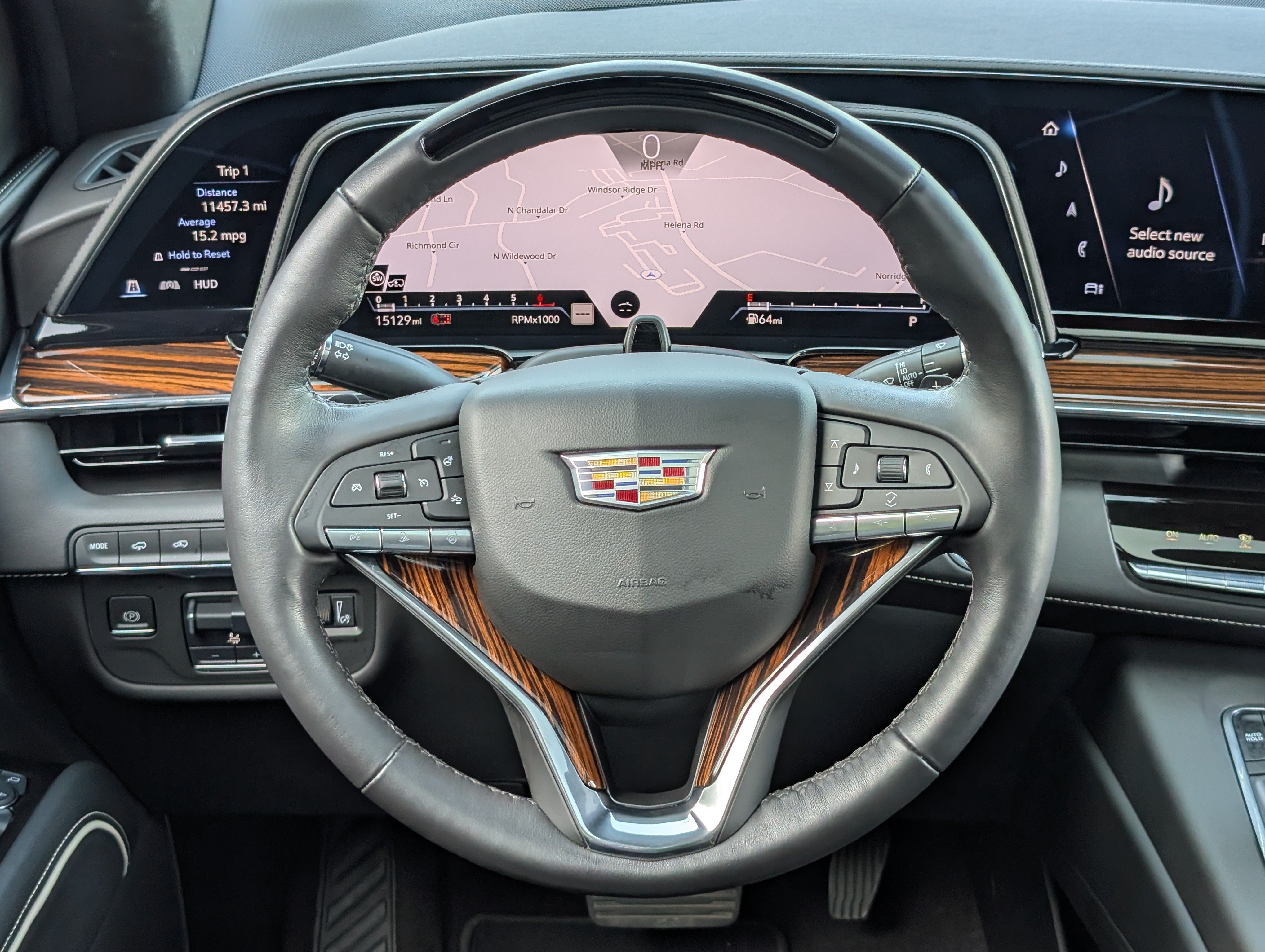 Used 2023 Cadillac Escalade Premium Luxury w/ Performance Package RWD image 27