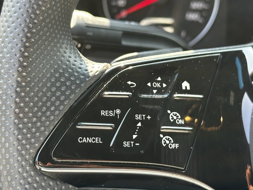 Used 2025 Mercedes-Benz Sprinter 2500 image 24