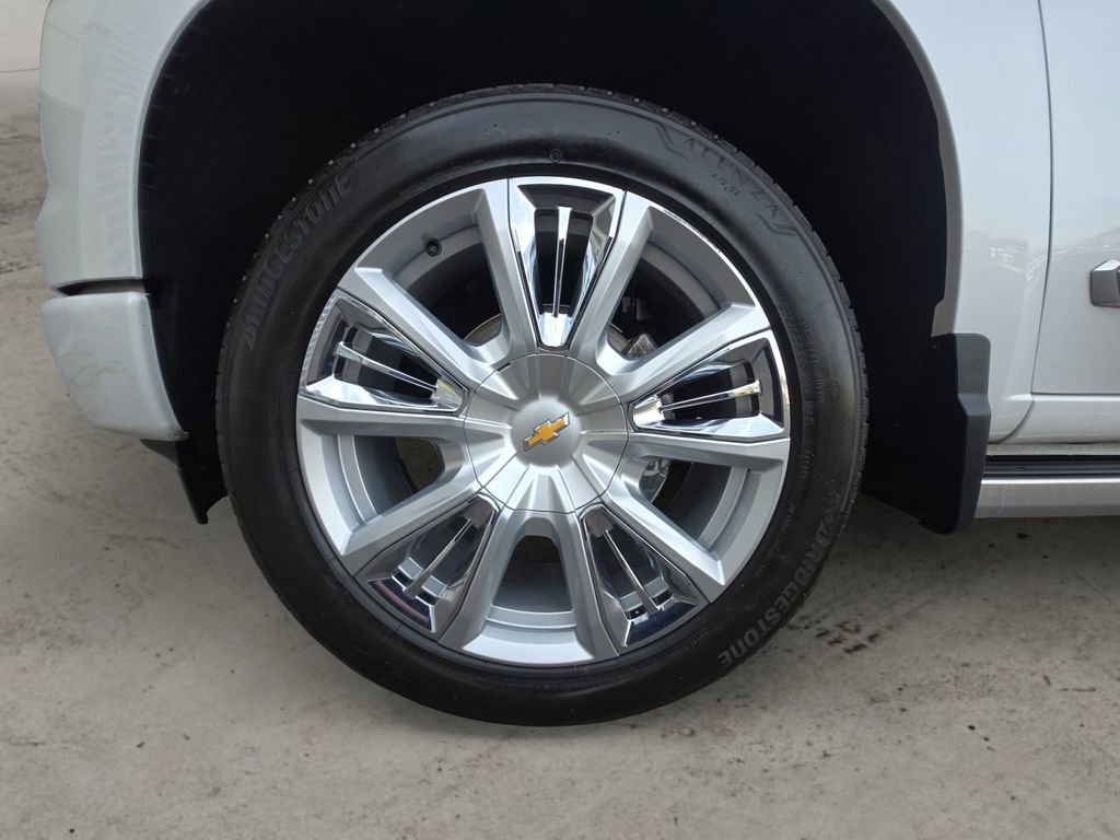 Certified 2023 Chevrolet Silverado 1500 High Country w/ High Country Premium Package image 14