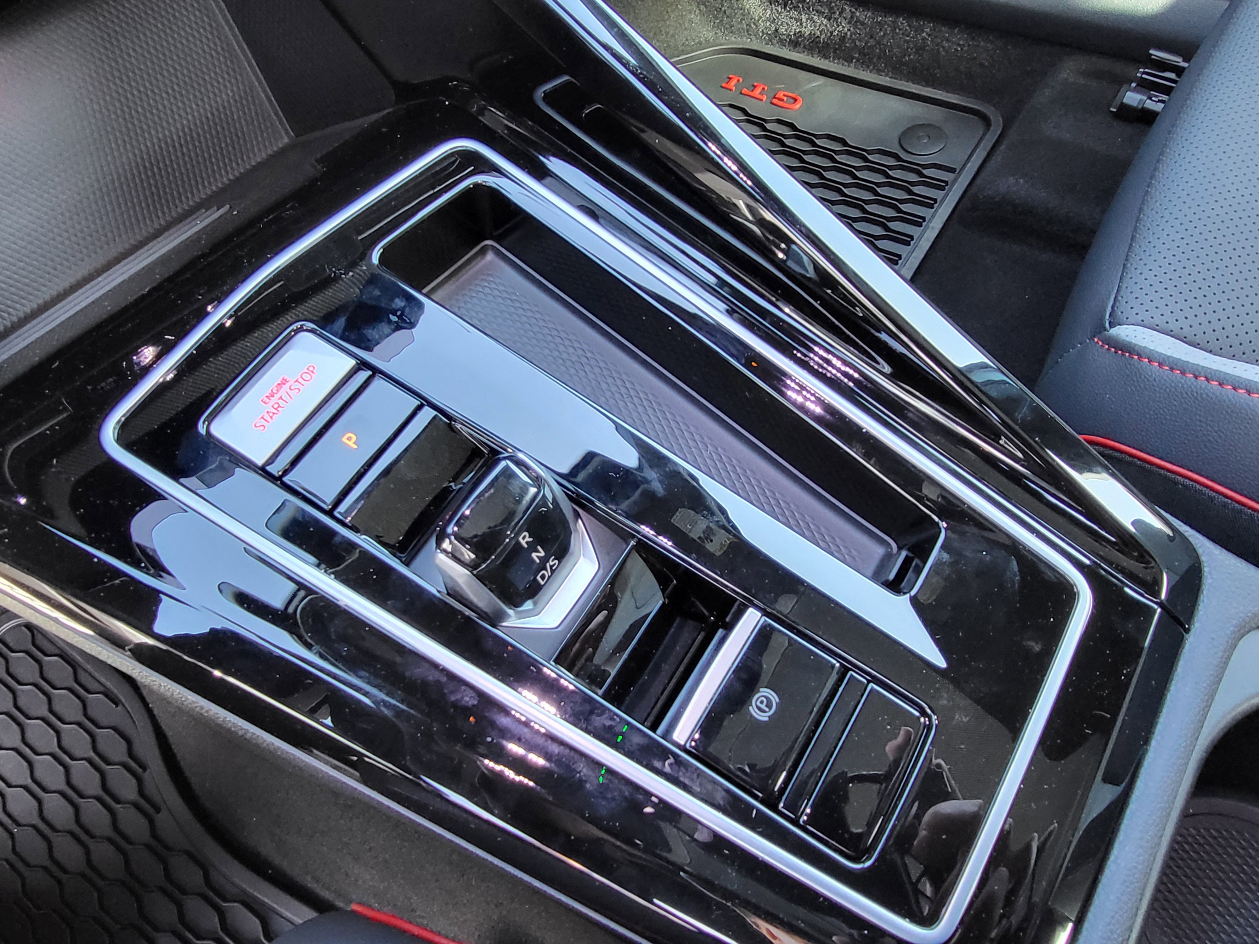 New 2026 Volkswagen GTI SE image 13