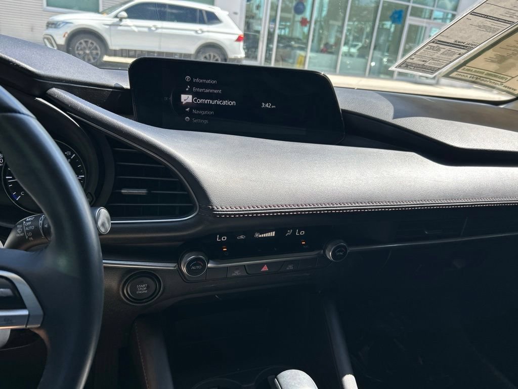 Used 2023 MAZDA MAZDA3 s FWD image 30
