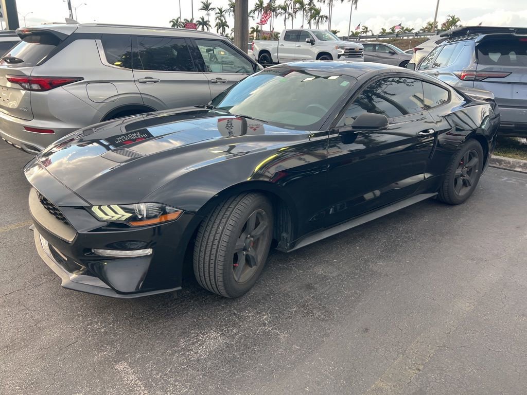 Used 2019 Ford Mustang Coupe image 8