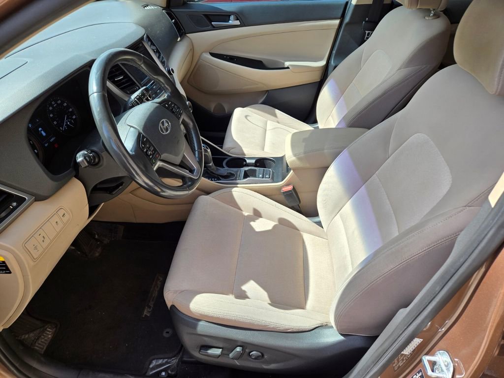 Used 2017 Hyundai Tucson Sport w/ Cargo Package image 6