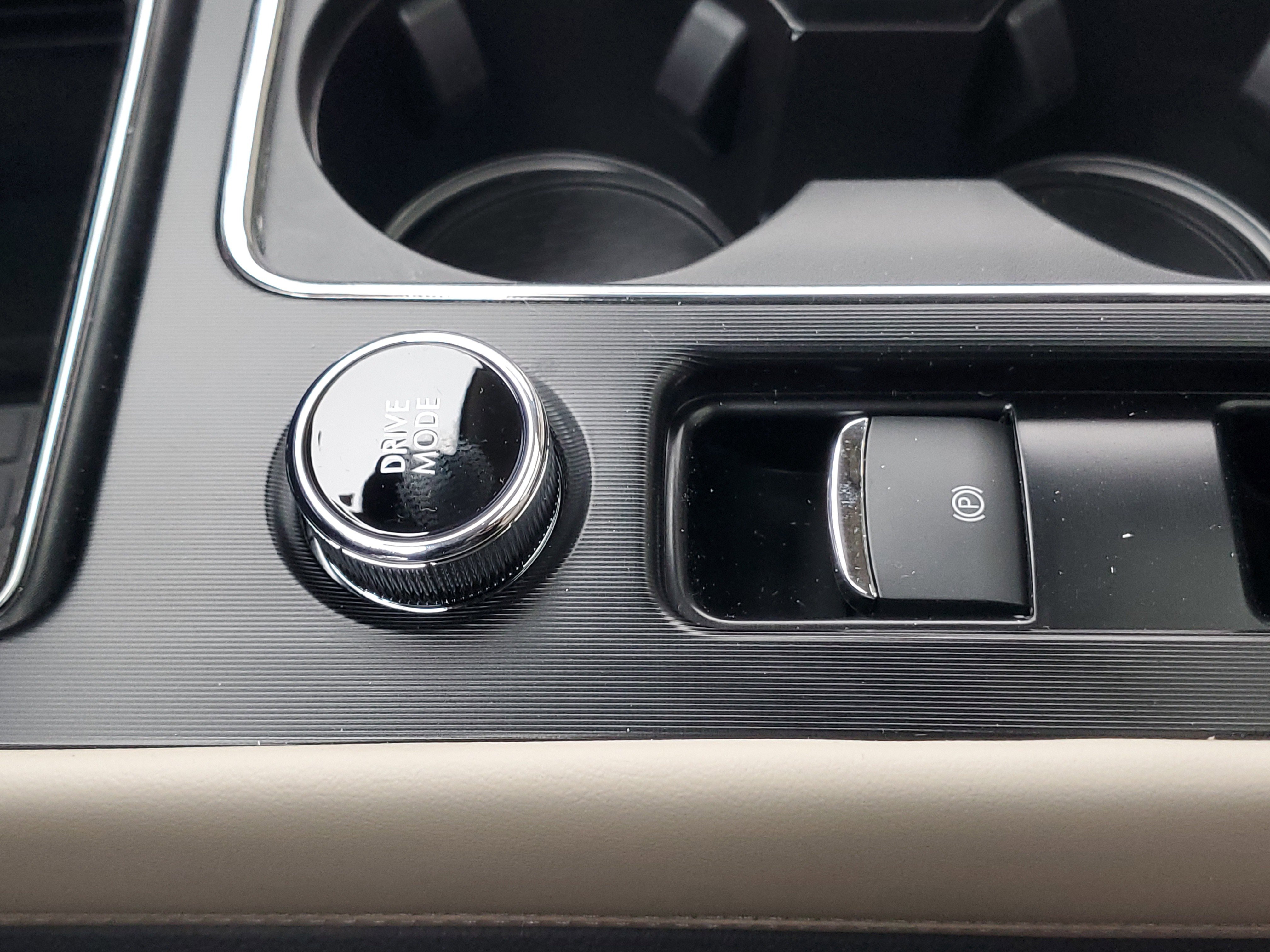 New 2026 Lincoln Corsair Premiere image 24