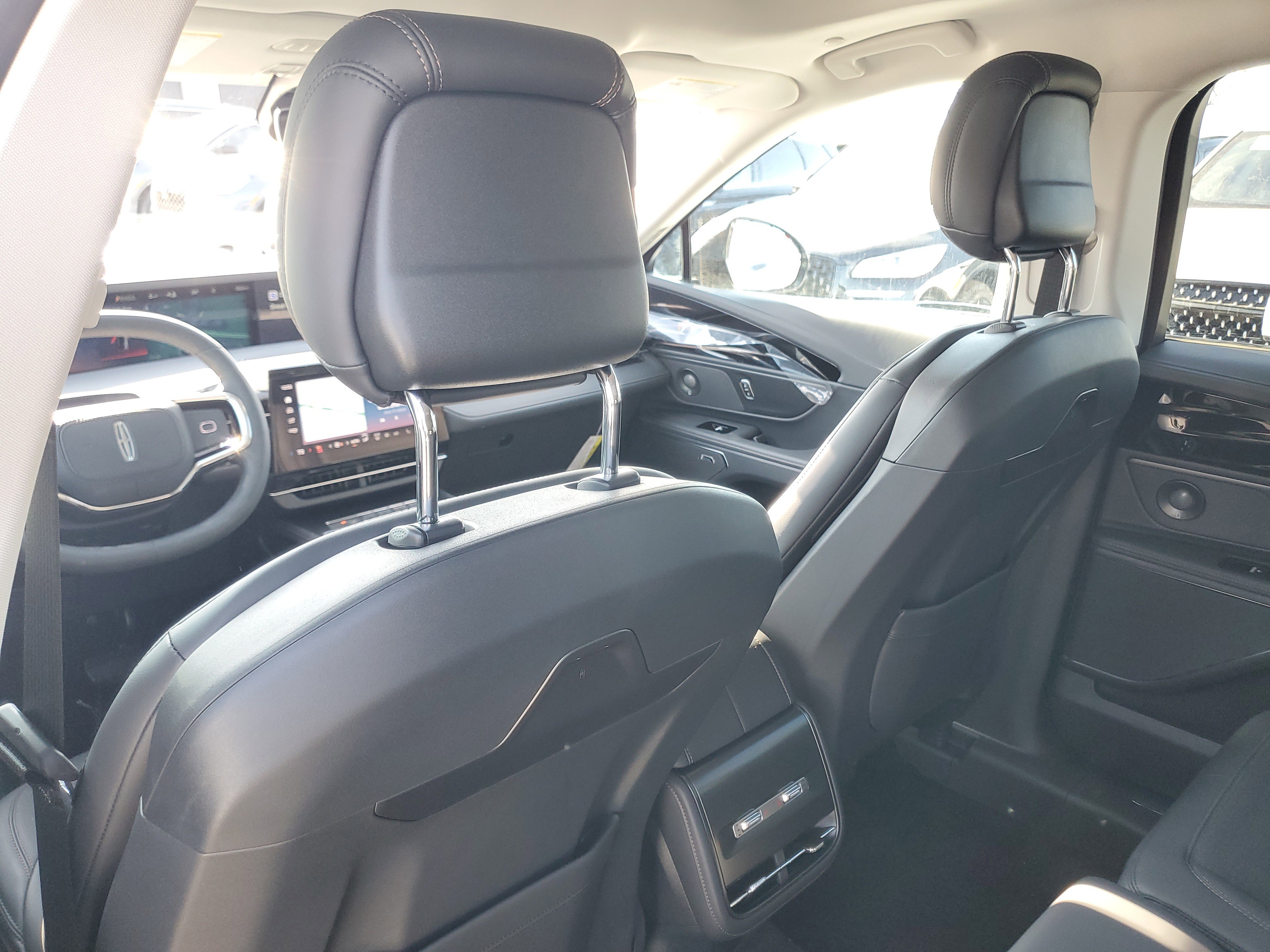 New 2026 Lincoln Nautilus Reserve w/ Jet Appearance Package image 29