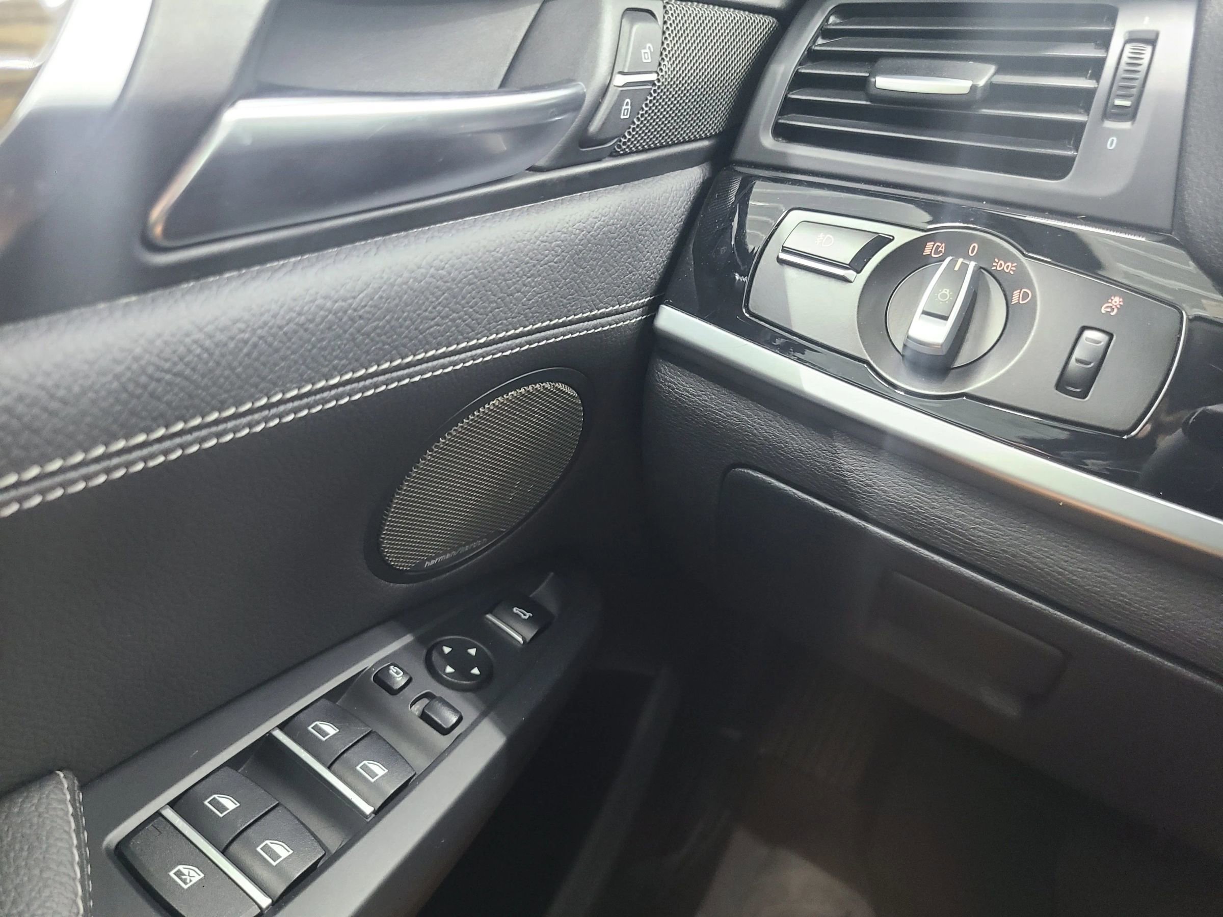 Used 2017 BMW X3 xDrive35i image 31