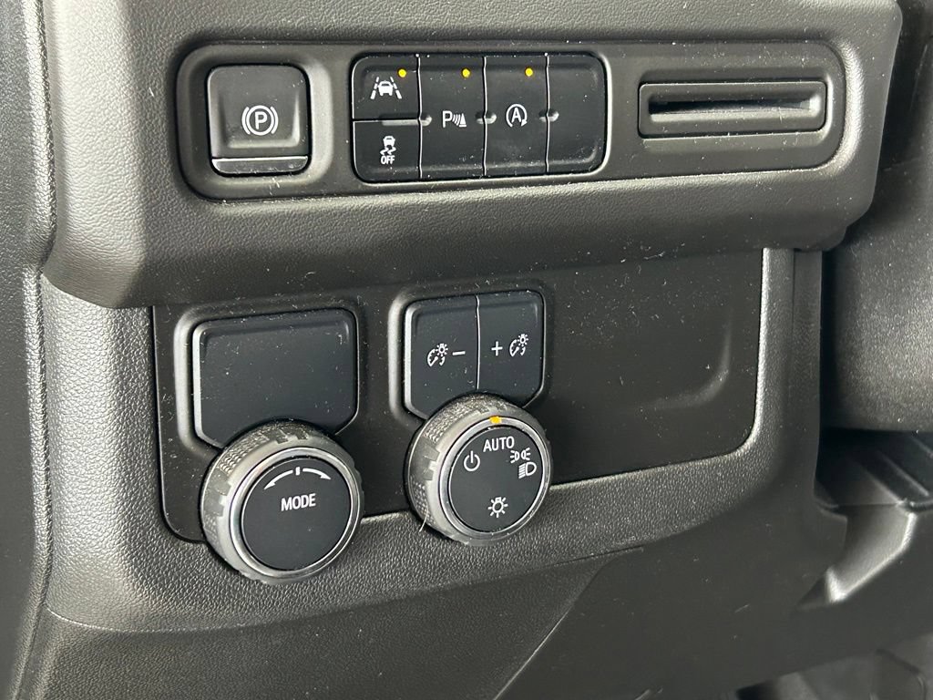 Used 2023 Chevrolet Tahoe RST RWD image 19