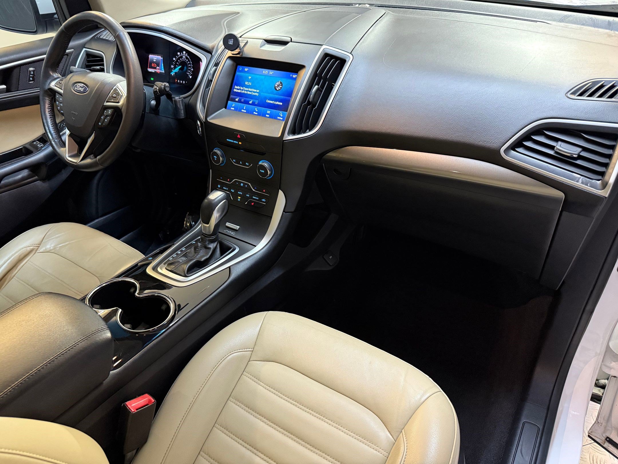 Used 2015 Ford Edge SEL w/ Equipment Group 201A image 42