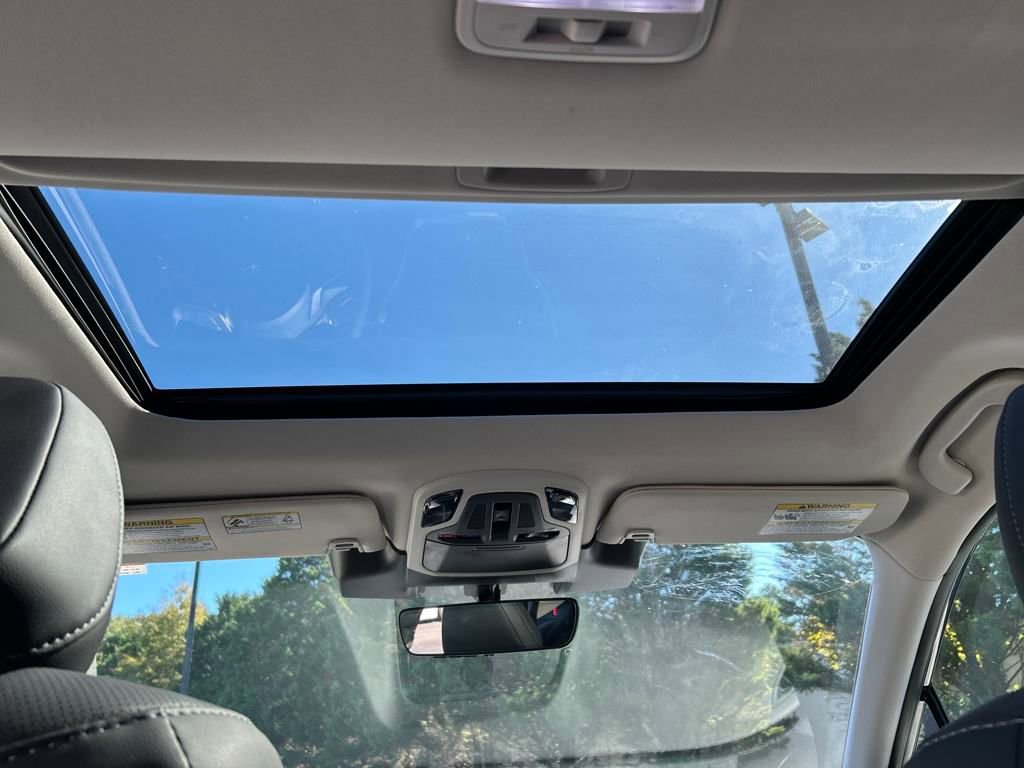 Used 2025 Subaru Outback Limited XT image 26