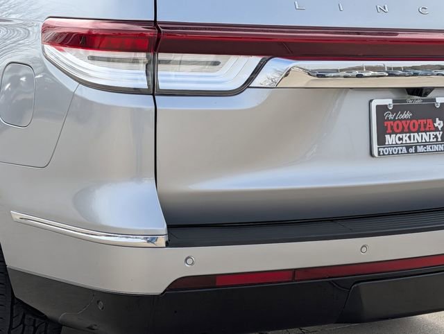 Used 2022 Lincoln Navigator Reserve image 8