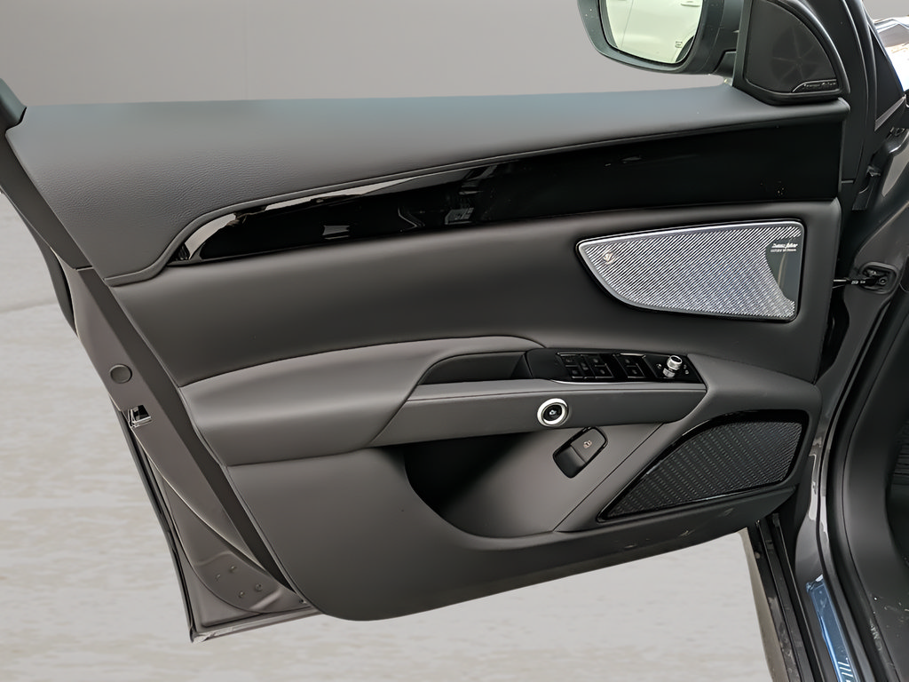 New 2023 Maserati Grecale GT AWD/4WD image 15
