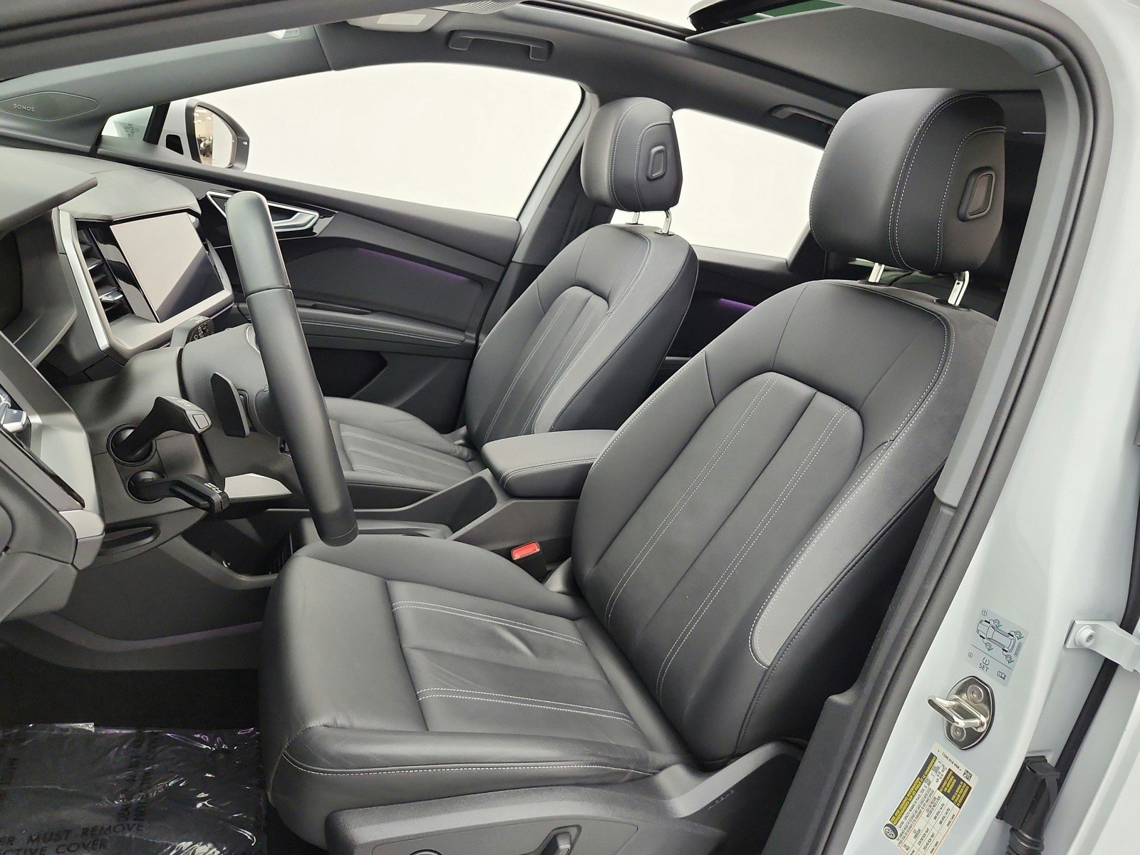 Used 2024 Audi Q4 e-tron Premium Plus w/ Premium Plus AWD/4WD image 10
