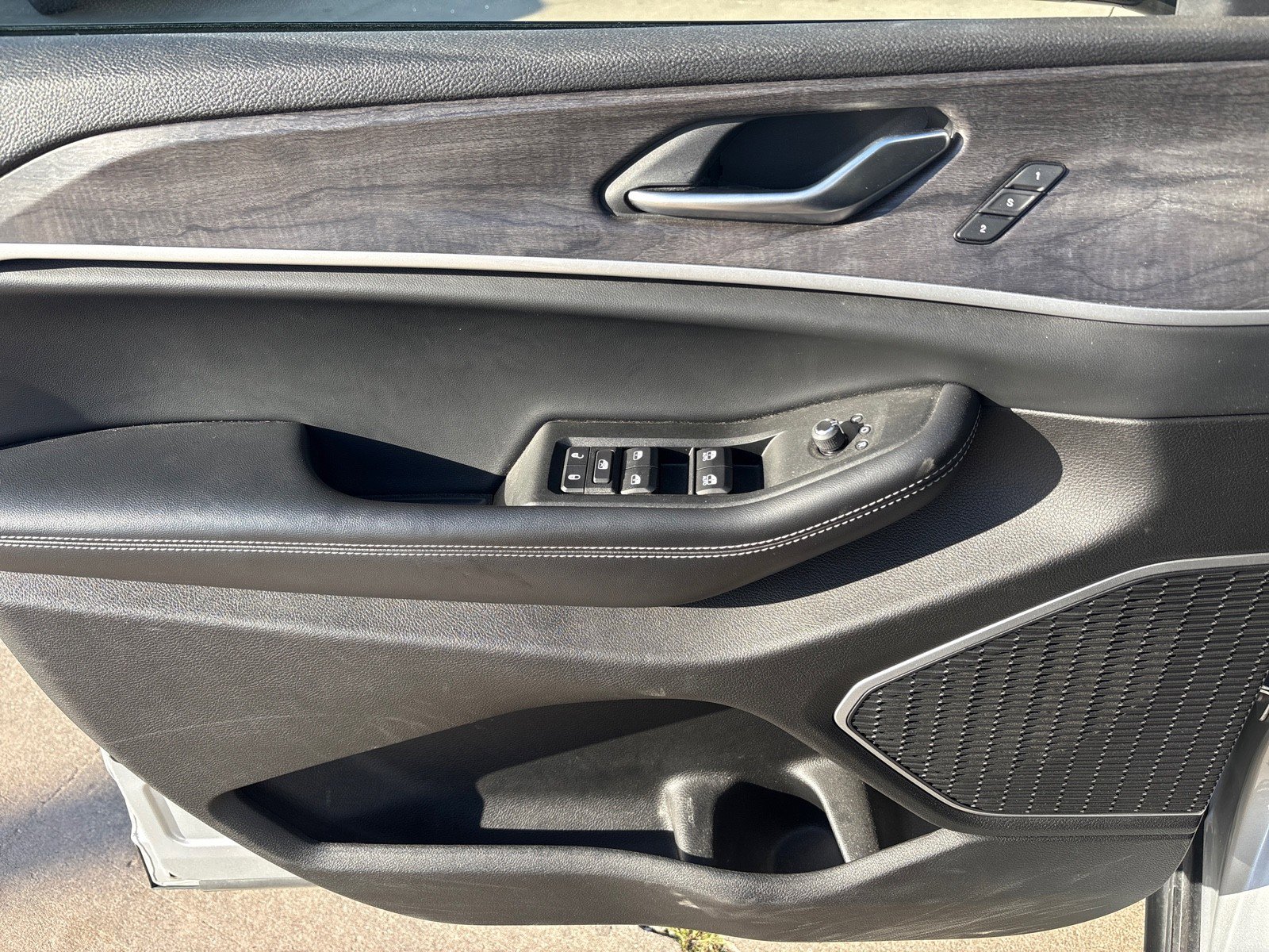 Used 2021 Jeep Grand Cherokee L Limited image 14