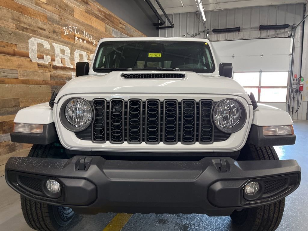 New 2026 Jeep Gladiator Sport AWD/4WD image 6